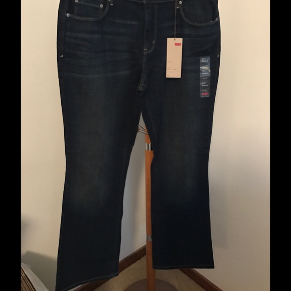 Levis Women's Jeans
