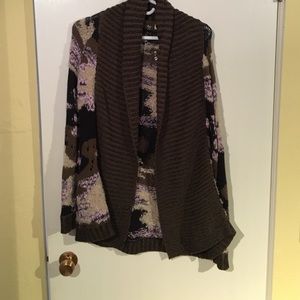 Urban outfitters Cute fall sweater!