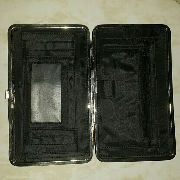 Pink Wallet - Picture 2 of 3