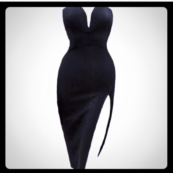 Faux snake 🐍 skin dress