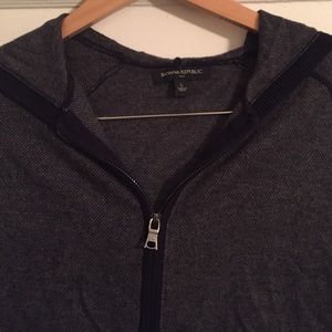 Men's size large Banana Republic zip up hoodie