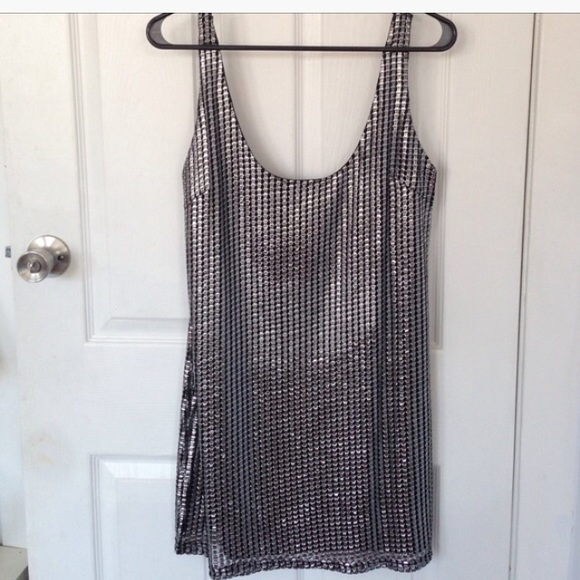 Backless party dress