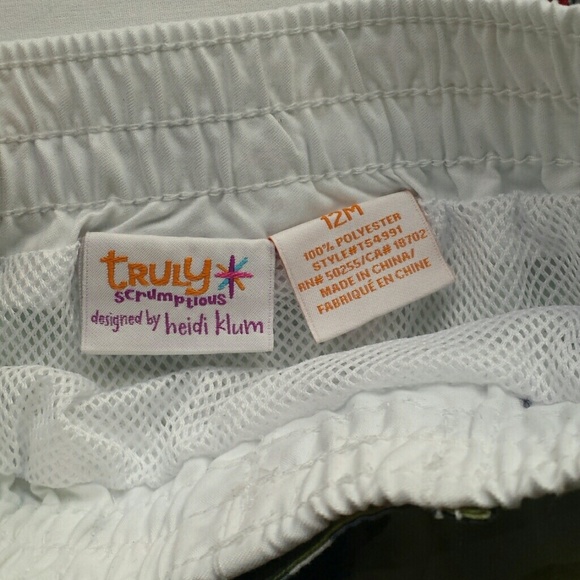 Boys 12 m swim trunks - Picture 2 of 3