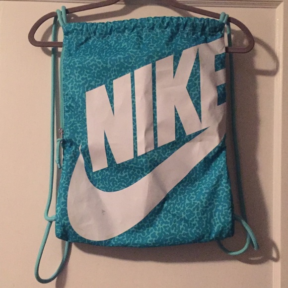 Nike Handbags - Nike drawstring backpack