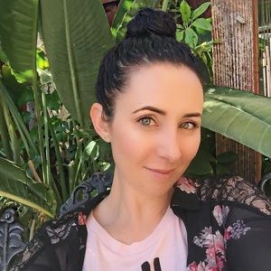 Meet your Posher, Whitney