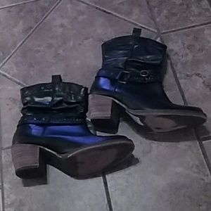 Steve Madden ankle cowboy boots