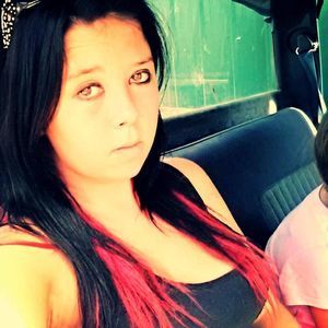 Meet your Posher, Deserai