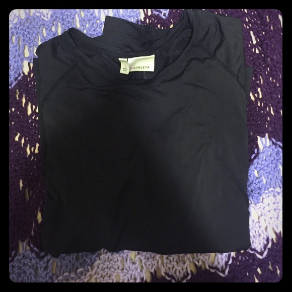 Black long sleeve Athleta shirt