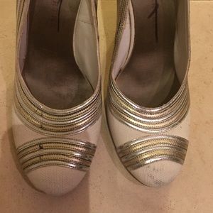 Stella McCartney pumps