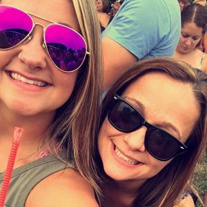 Meet your Posher, Becky