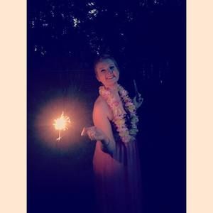 Meet your Posher, Julia