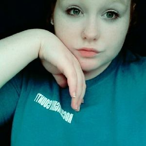 Meet your Posher, Caitlyn