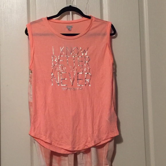 NWT GUESS t-shirt