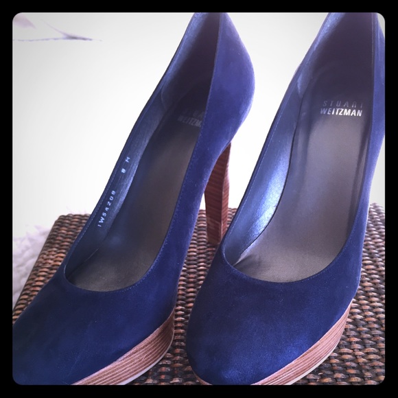 Stuart Weitzman Navy Suede Pump