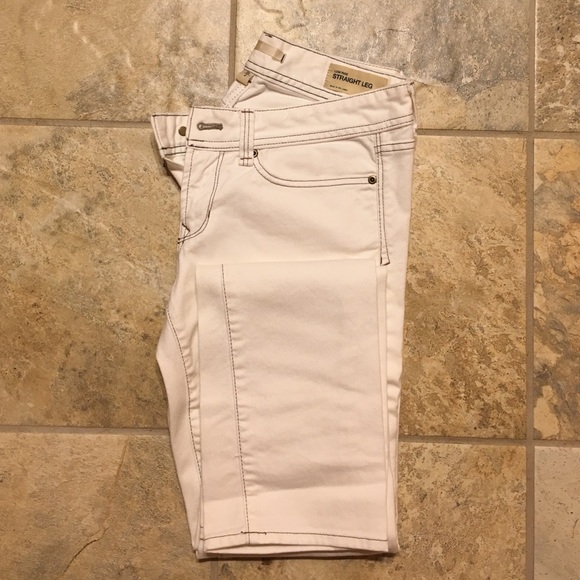 GAP Straight Leg Jeans ❣️ Size 2