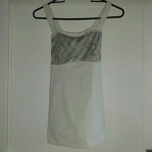 Lululemon Run Catch Me Zig Zag White Tank Top Sz 6