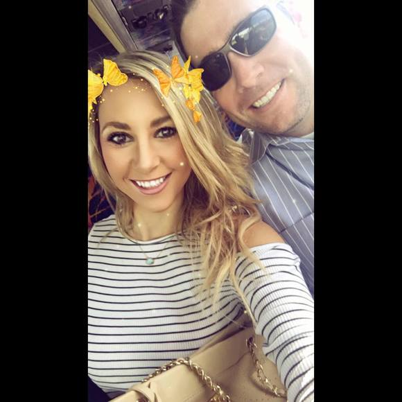 Meet your Posher, Brooke