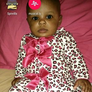 Meet your Posher, Tynica