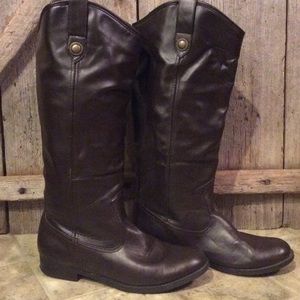 American eagle brown boot