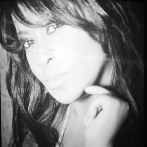 Meet your Posher, Yvette