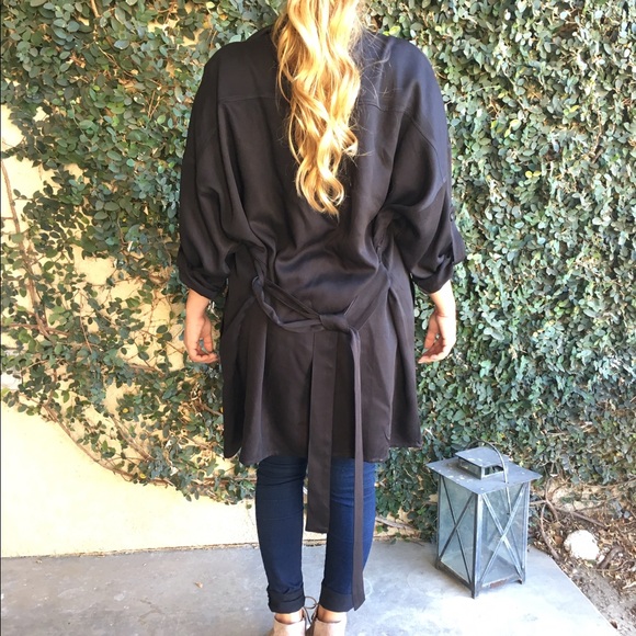 Duster Jacket : Black - Picture 4 of 6