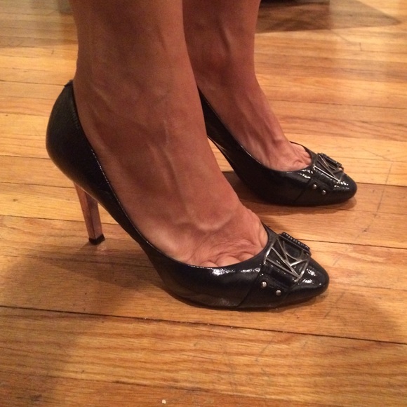 Kenneth Cole Teal Patent Leather Heels