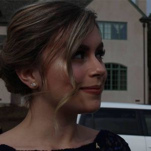 Meet your Posher, Madelyn