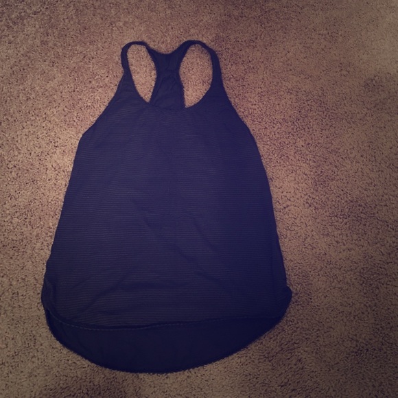 Lululemon navy tank