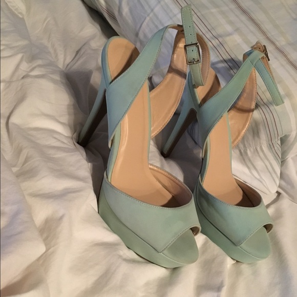 Mint Green Heels💍👗