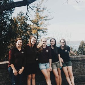 Meet your Posher, Monica