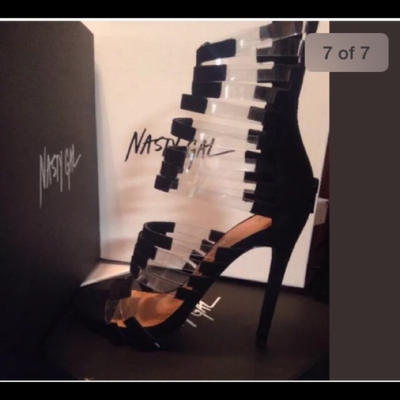 💝Nasty Gal Fit To Kill Vegan Suede Strappy Heels - Picture 4 of 4