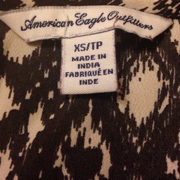 Open-Back Long Sleeve Top - Picture 4 of 4