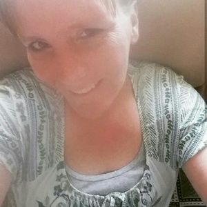 Meet your Posher, Pam
