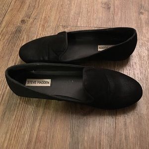 Steve Madden Black Smoking Flats