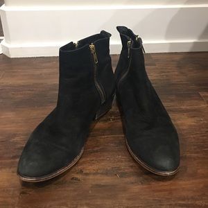 Steve Madden ankle booties