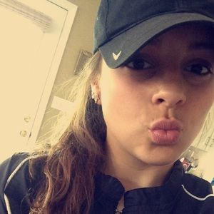 Meet your Posher, Victoria