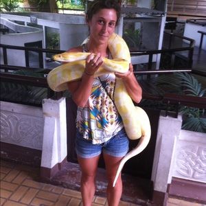 Meet your Posher, Briana