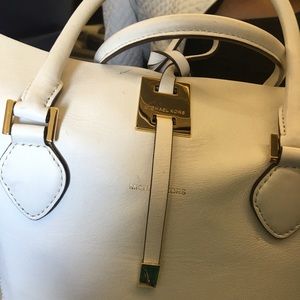 LOOKING For this style of MK bag