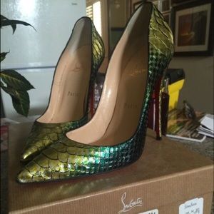 Christian Louboutin So Kate