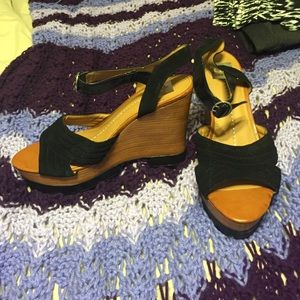 Dolce Vita wedges