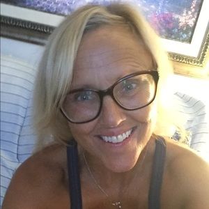 Meet your Posher, Noelle