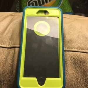 Never used iPhone 6s Plus green/blue otterbox