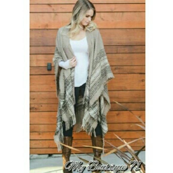 Mohair Fringed Trim Plaid Ruana Poncho/Wrap - Picture 2 of 3