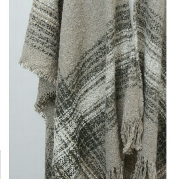 Mohair Fringed Trim Plaid Ruana Poncho/Wrap - Picture 3 of 3