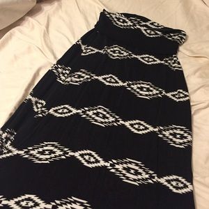 🎉Last Chance 🎉Tribal print Maxi skirt