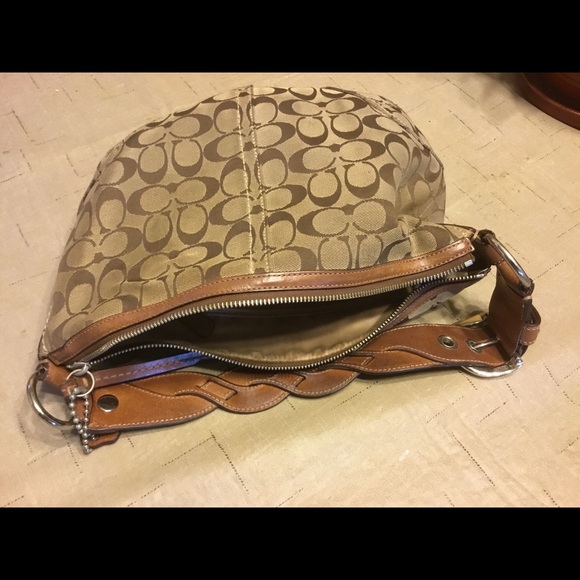 Purse - Picture 3 of 3