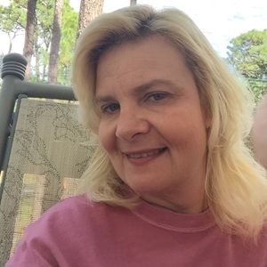 Meet your Posher, Sharon