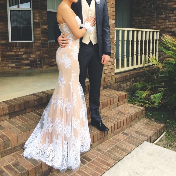 New picture added! Nude and White laced prom dress