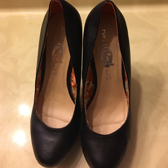 Black Heels
