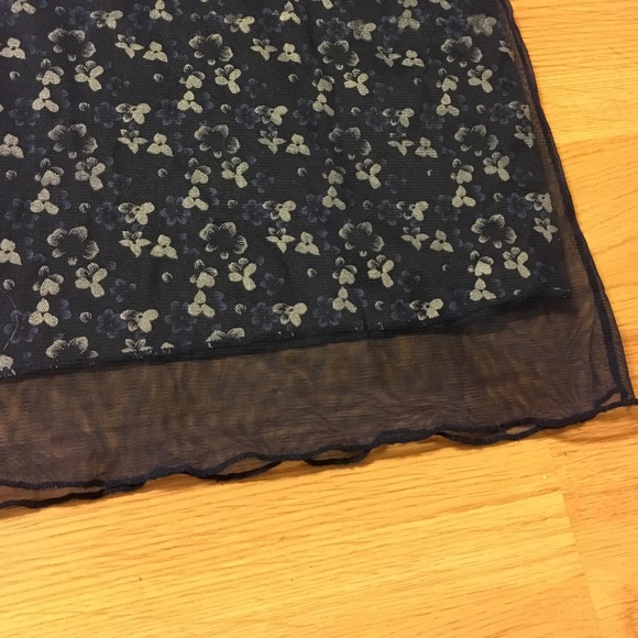 Mini skirt - Picture 2 of 2